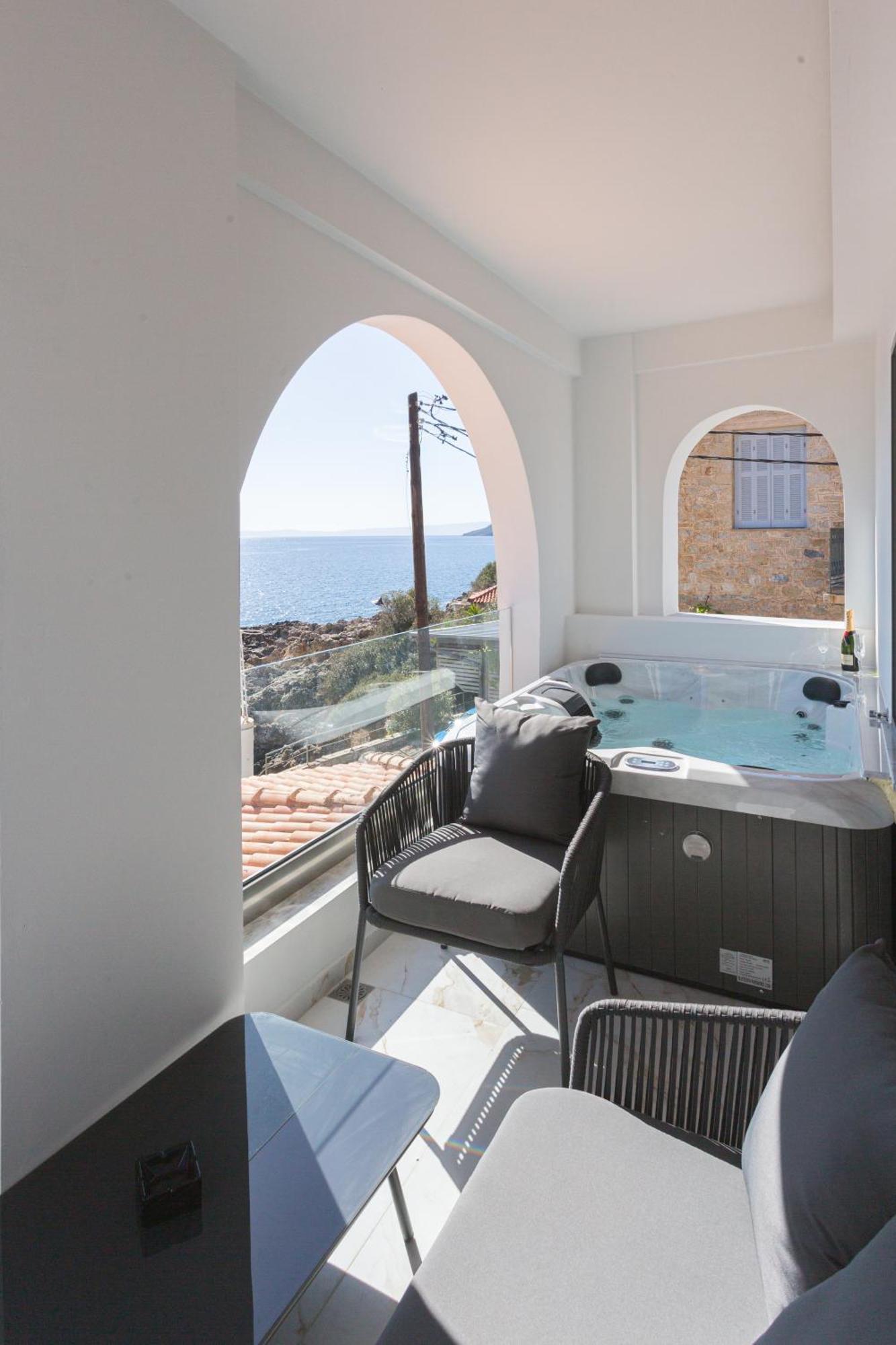 Marina Apartment Kardhamili