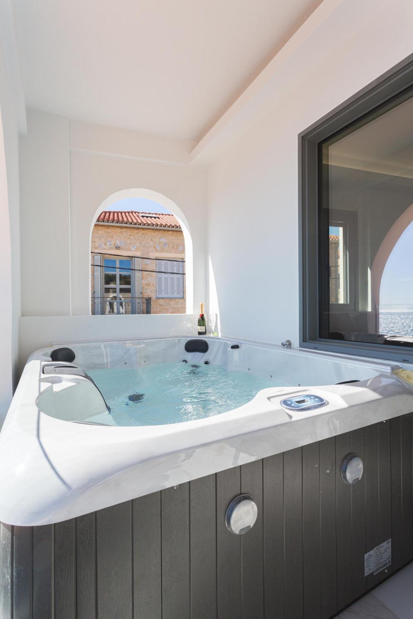 Marina Apartment Kardhamili